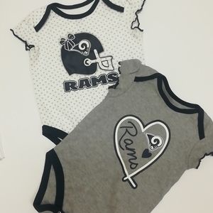 🎉10 for $10🎉NWOT Bundle of two girls NFL Rams onesies